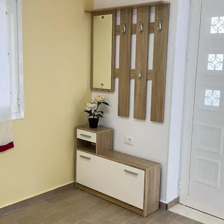 The One Private In Tirana Villa *